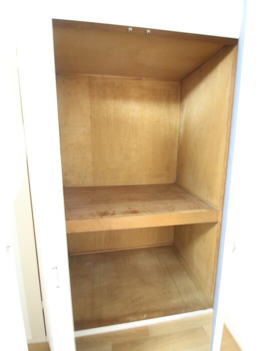 物件内観写真16　(収納)