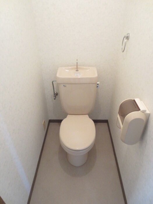 物件内観写真11　(トイレ)