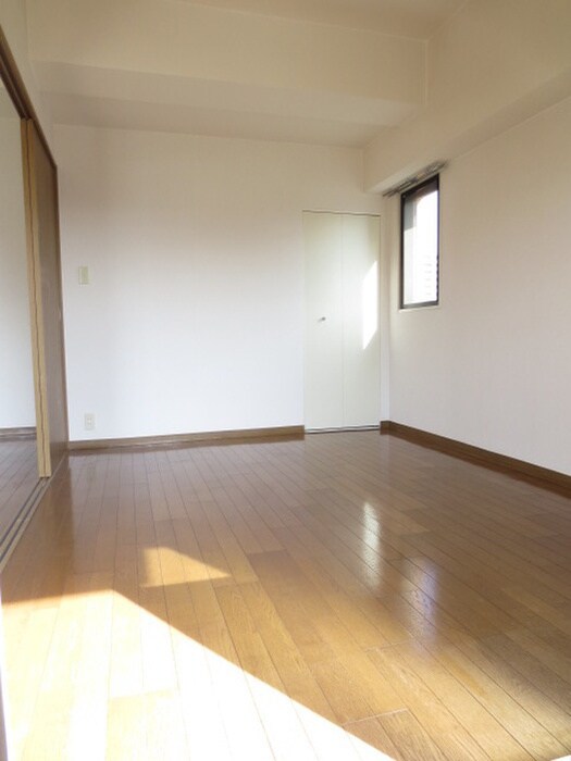 物件内観写真12　(居室)