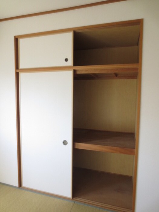 物件内観写真15　(収納)