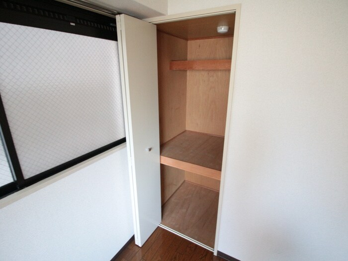 物件内観写真14　(収納)