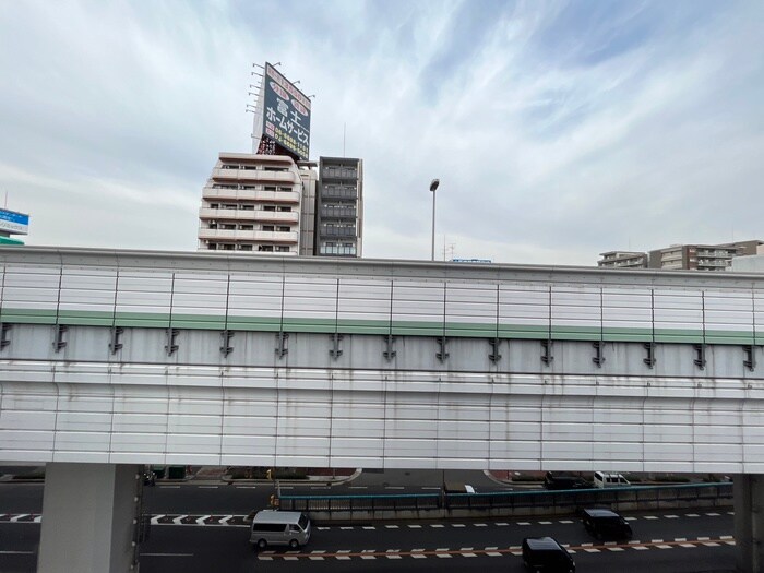 物件内観写真18　(室内からの展望)