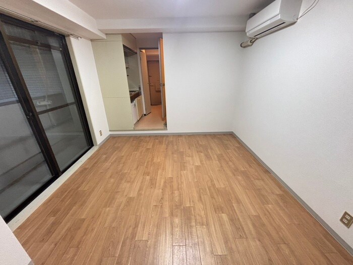 ロイヤルプラザ御幸町（４０４）の居室