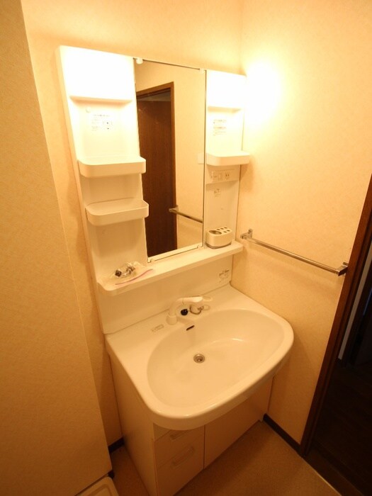 物件内観写真9　(洗面)