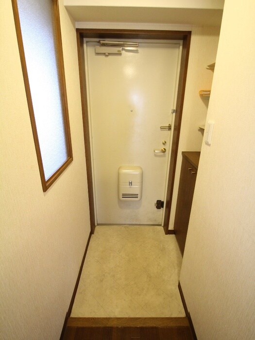 物件内観写真22　(玄関)