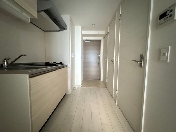 物件内観写真18　(廊下)