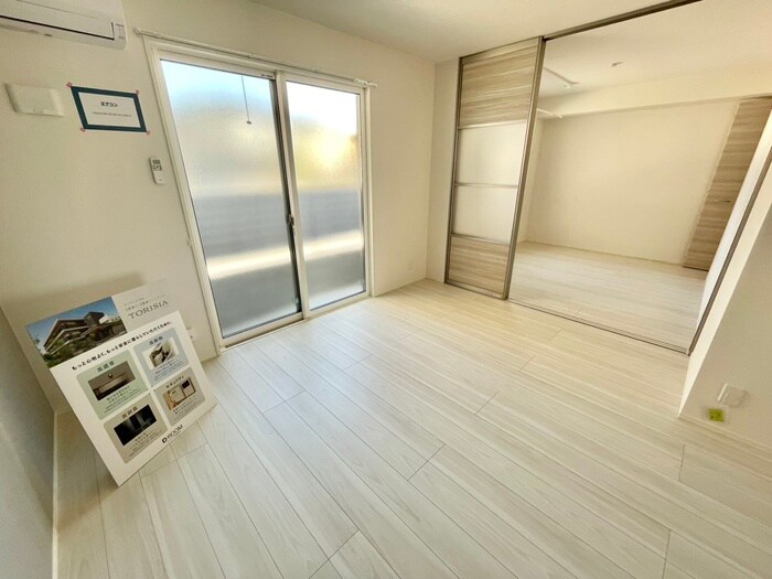 物件内観写真7　(居室)