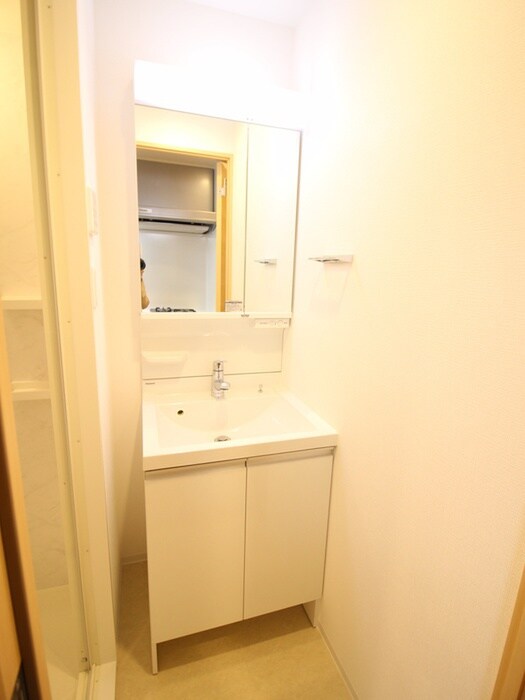 物件内観写真8　(洗面)