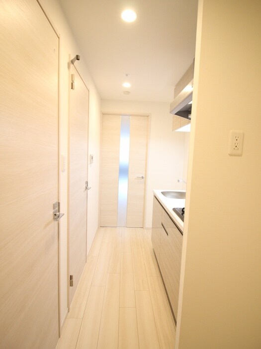 物件内観写真18　(廊下)