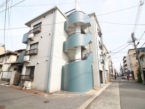 ミューズコート伊丹外観写真
