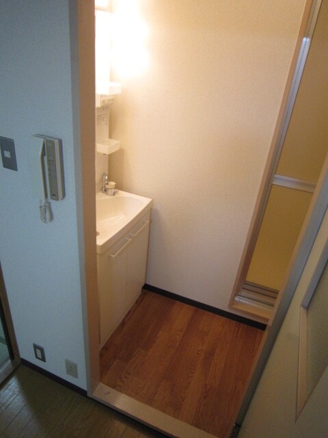 物件内観写真6　(洗面)