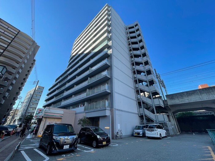 物件外観写真1　(外観写真)