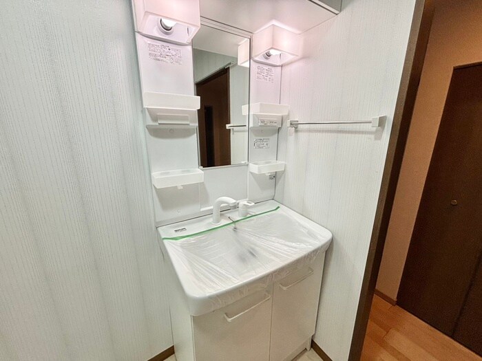 物件内観写真10　(洗面)