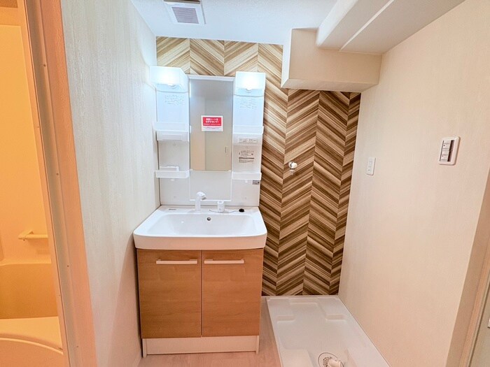 物件内観写真11　(洗面)