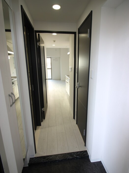 物件内観写真8　(廊下)