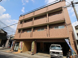 カ－ラ外観写真