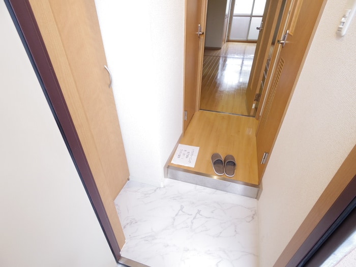 物件内観写真20　(玄関)