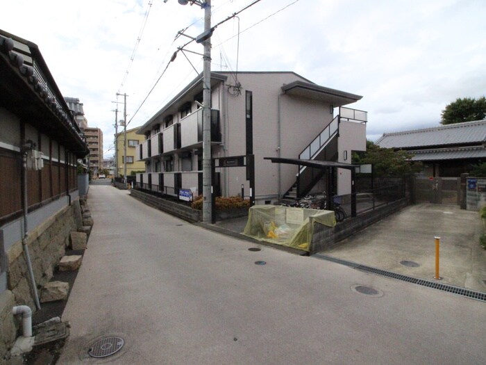 物件外観写真2　(外観写真)