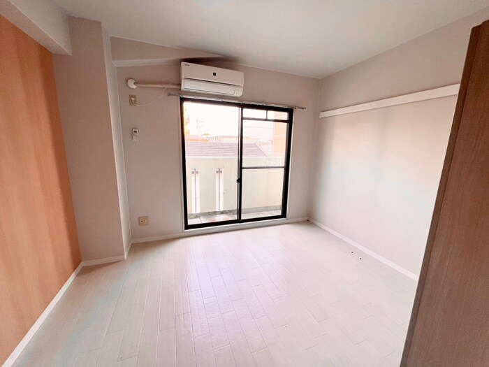 物件内観写真7　(居室)