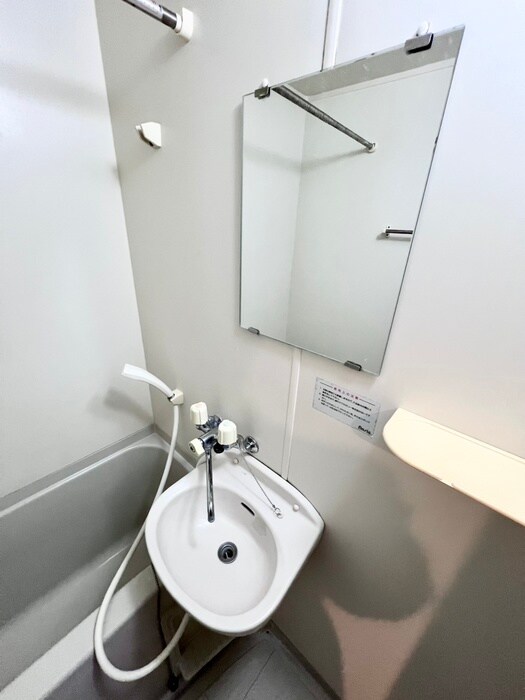 物件内観写真13　(洗面)