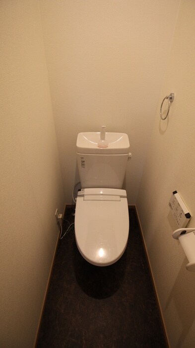 物件内観写真13　(トイレ)