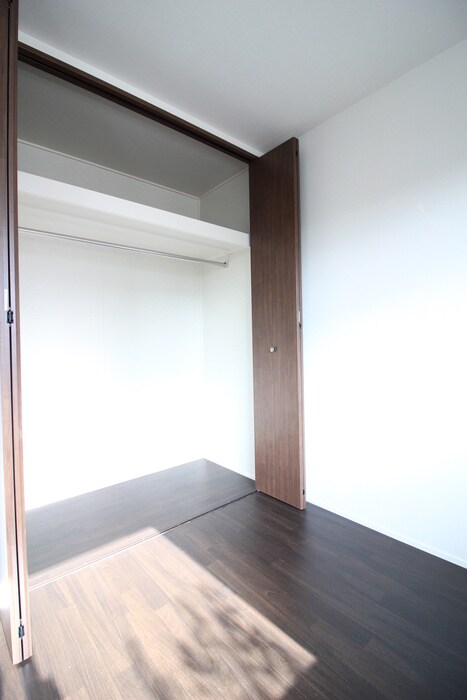 物件内観写真18　(収納)