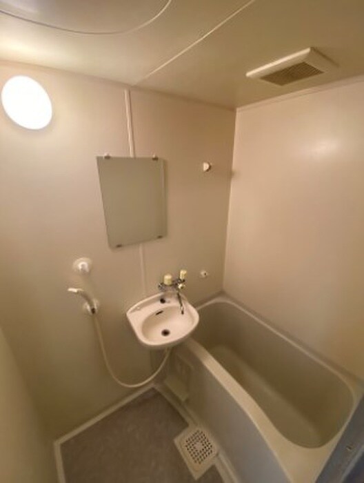 物件内観写真9　(バス／シャワールーム等)