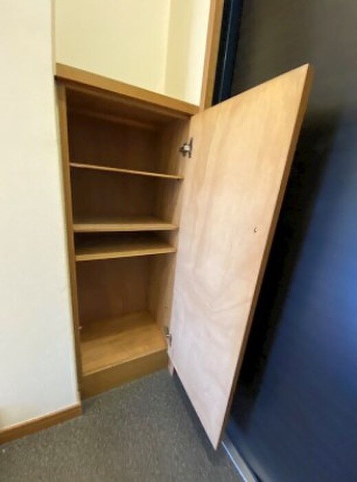 物件内観写真14　(靴箱)