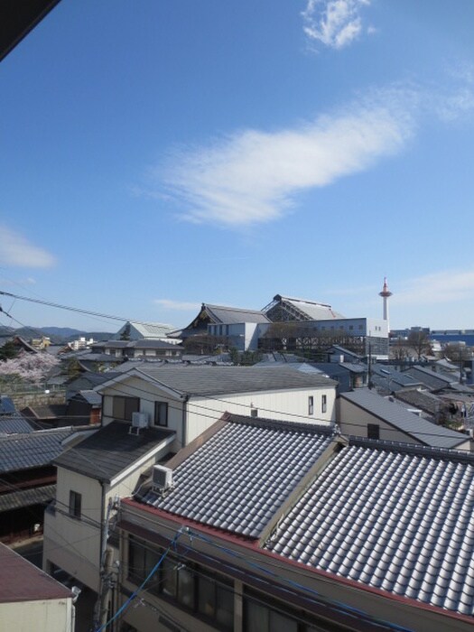 物件内観写真13　(室内からの展望)