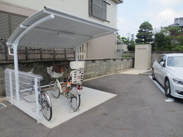 駐輪場
