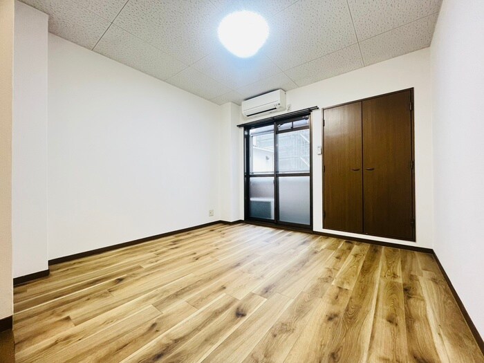 物件内観写真7　(居室)