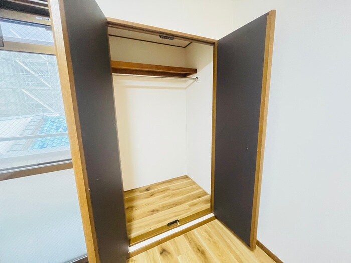 物件内観写真11　(収納)