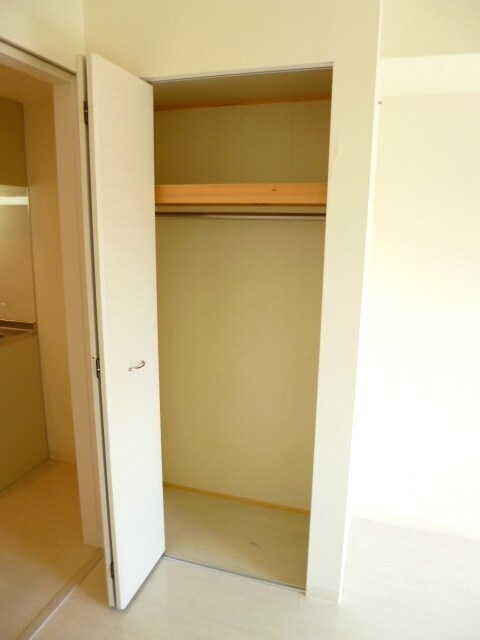 物件内観写真13　(収納)