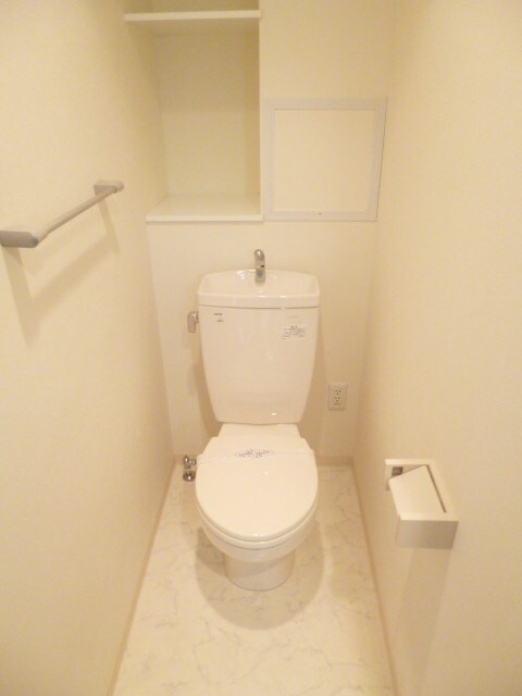 物件内観写真15　(トイレ)