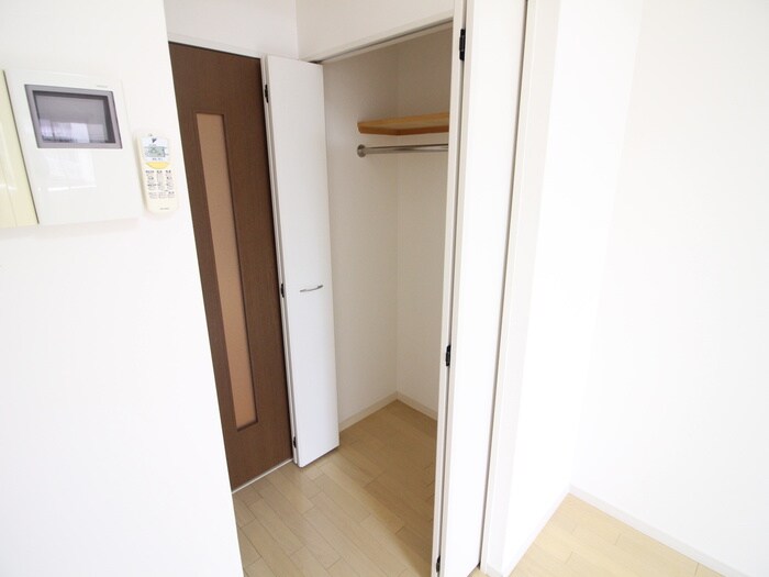 物件内観写真13　(収納)