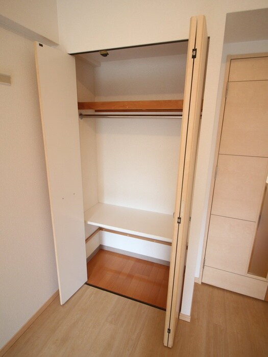 物件内観写真13　(収納)