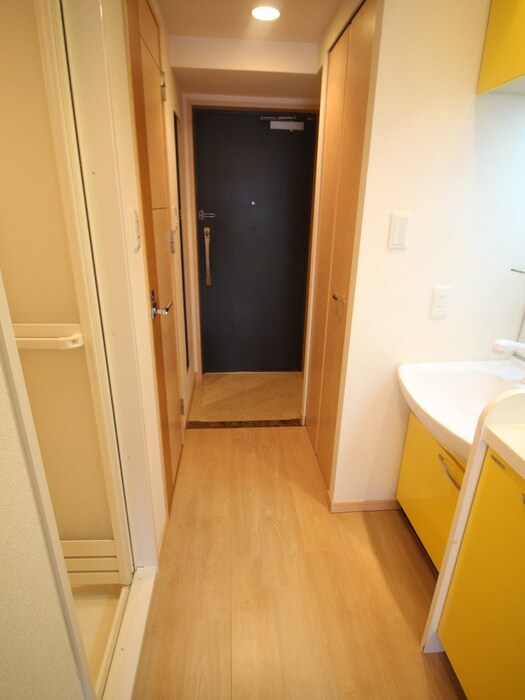 物件内観写真16　(廊下)