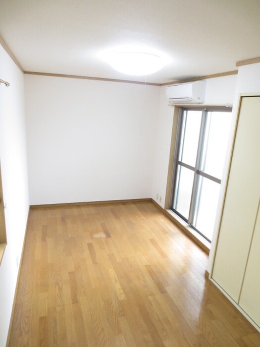 物件内観写真15　(居室)