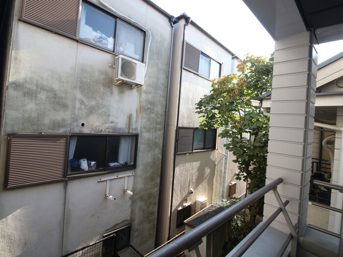 物件内観写真22　(室内からの展望)