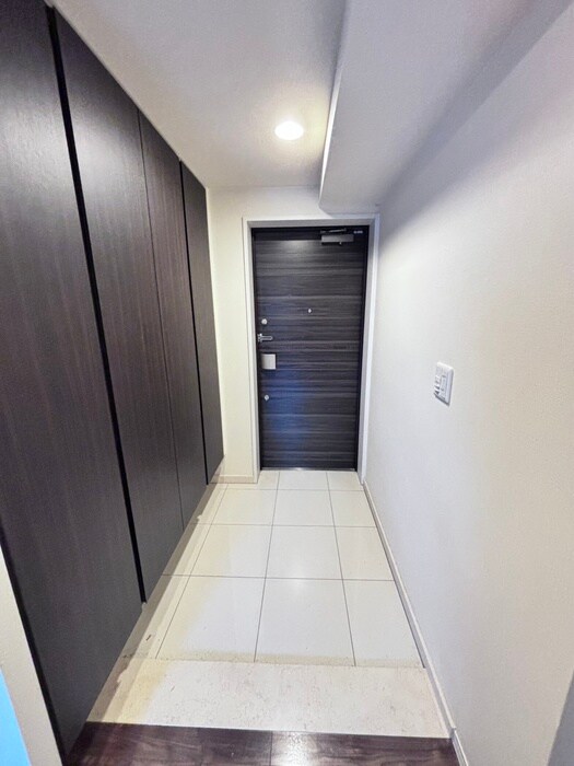 物件内観写真14　(玄関)