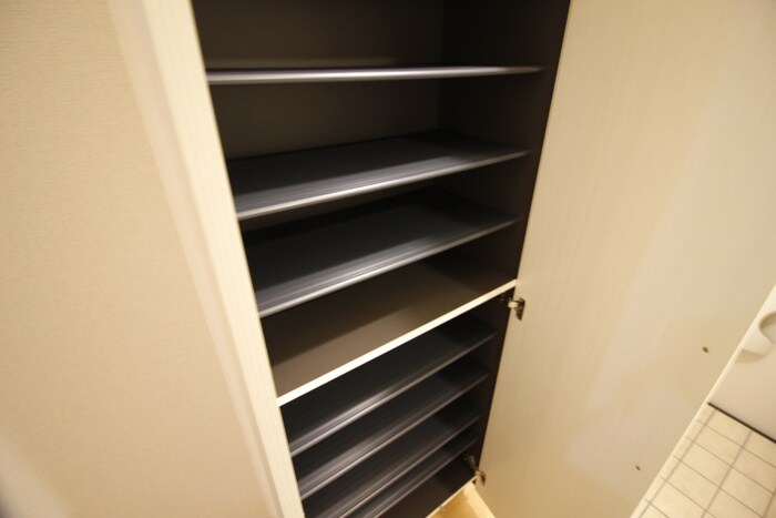 物件内観写真17　(靴箱)