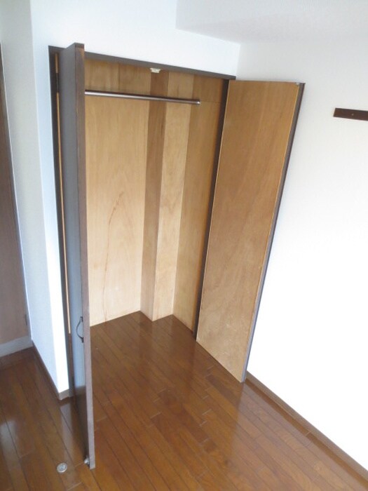 物件内観写真13　(収納)