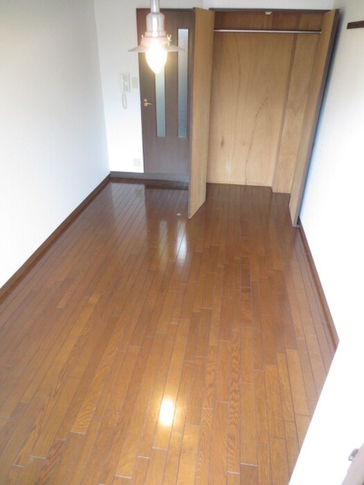 物件内観写真14　(室内からの展望)