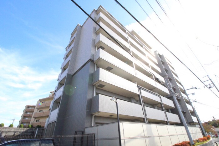 エスリ－ド香里園美井元町(303)の物件外観写真