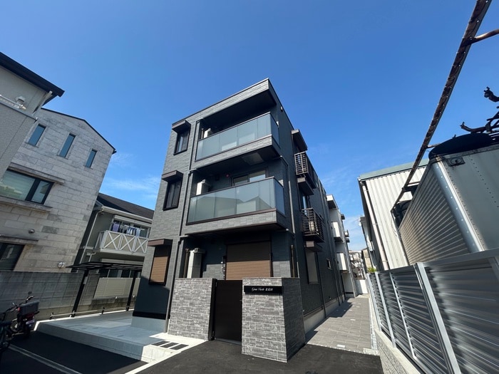 物件外観写真1　(外観写真)