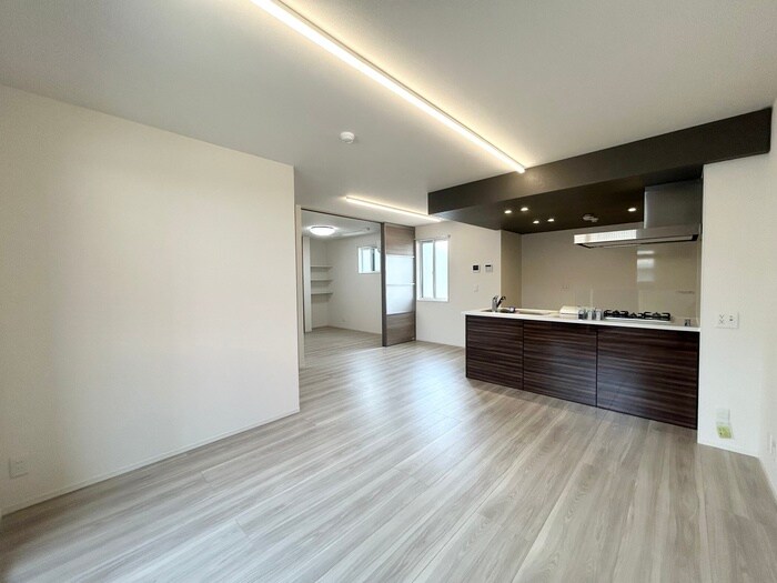 物件内観写真6　(居室)