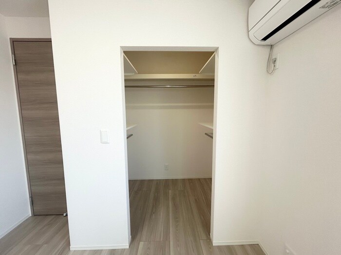物件内観写真15　(収納)