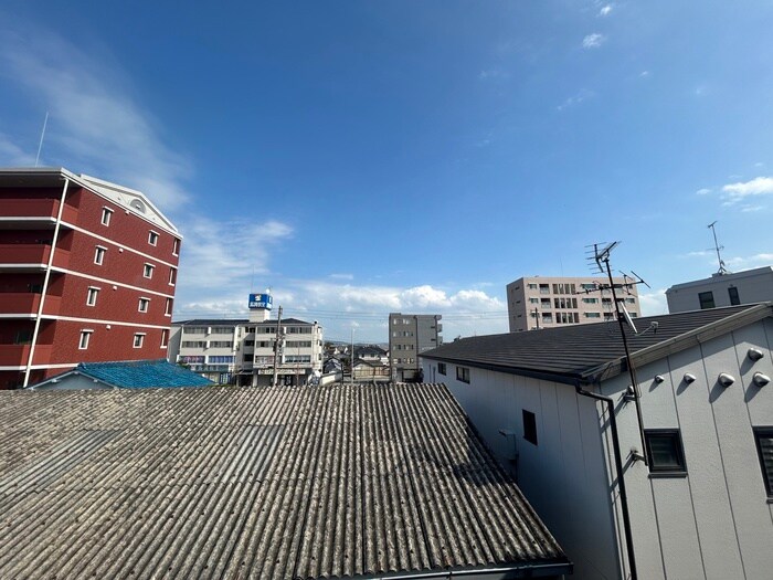 物件内観写真21　(室内からの展望)