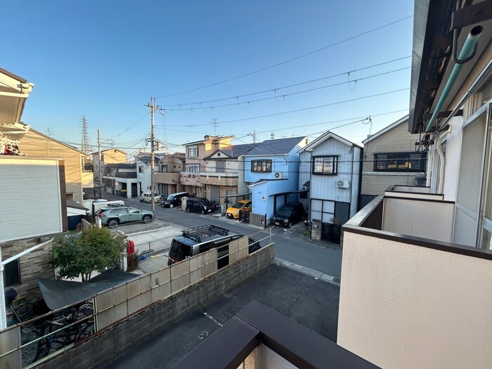 物件内観写真15　(室内からの展望)