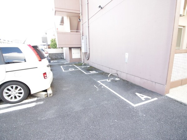 バイク置き場